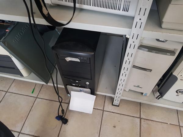 2#3276 Attrezzature elettroniche per ufficio in vendita - foto 3