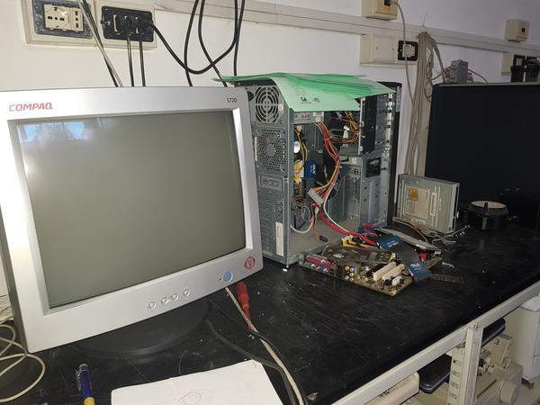 2#3276 Attrezzature elettroniche per ufficio in vendita - foto 53