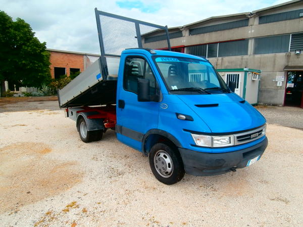 Autocarri in vendita