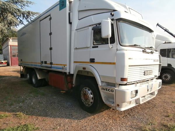 2#3278 Autocarro Iveco Turbostar 240.48 in vendita - foto 3