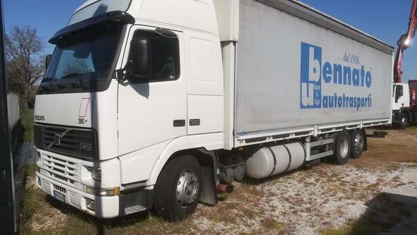 30#3278 Autocarro Volvo FH12 in vendita - foto 2