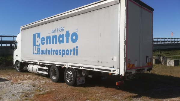 30#3278 Autocarro Volvo FH12 in vendita - foto 3
