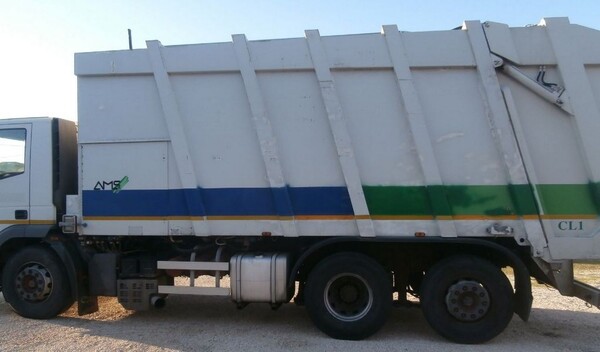 31#3278 Compattatore Iveco Eurotech in vendita - foto 5