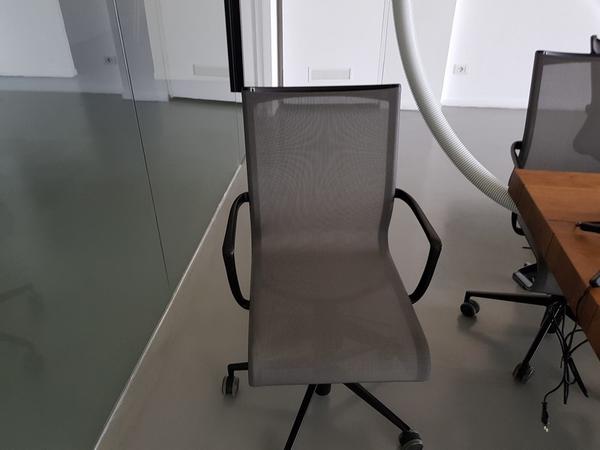 106#3279 Sedie Alais Rollingframe in vendita - foto 1