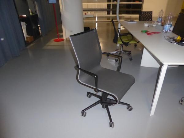 106#3279 Sedie Alais Rollingframe in vendita - foto 4