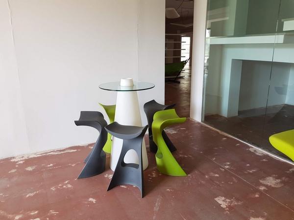 144#3279 Tavolino e sgabelli da esterno in vendita - foto 2