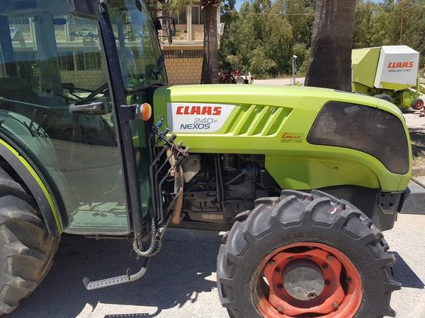 20#3287 Trattore Claas Nexos 240 in vendita - foto 11