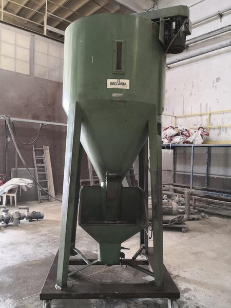 7#3295 Miscelatore verticale a coclea TS1000 Beccaria in vendita - foto 1