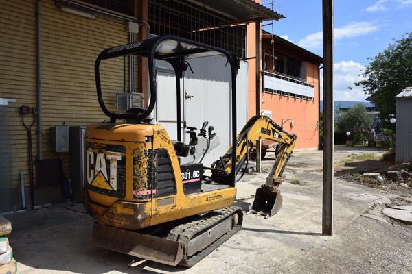 2#3299 Mini Escavatore Caterpillar 301 6C in vendita - foto 2
