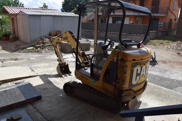 2#3299 Mini Escavatore Caterpillar 301 6C in vendita - foto 4