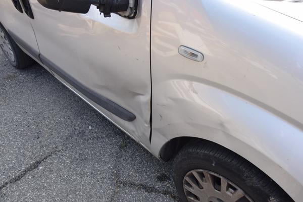 6#3299 Autocarro Fiat Fiorino in vendita - foto 13