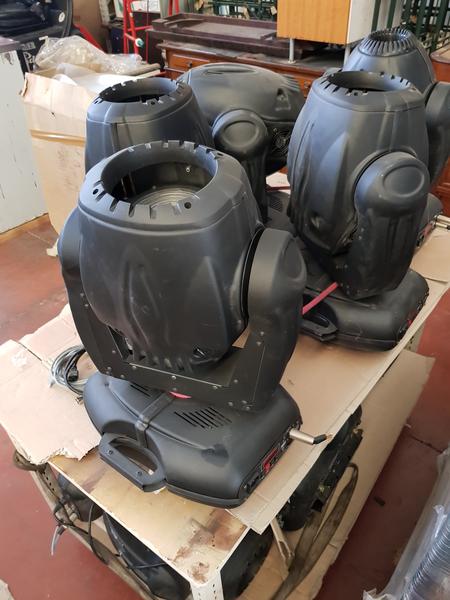 10#3303 Teste rotanti Dts Xr 250 wash e spot in vendita - foto 2