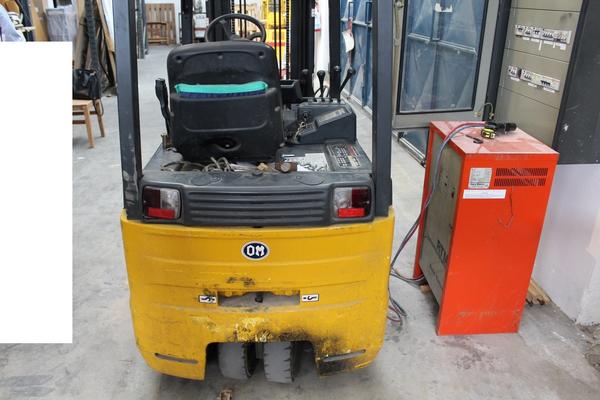 16#3307 Carrello elevatore Om in vendita - foto 1