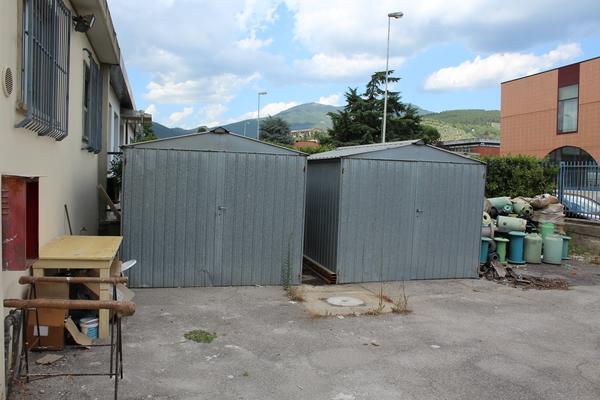 17#3307 Baracche in lamiera e vernici isolanti in vendita - foto 1