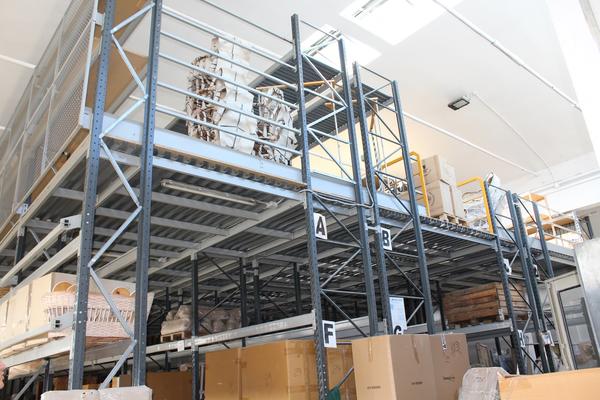 Logistica in vendita