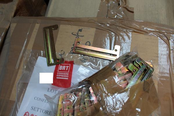 9#3307 Accessori metallici per trasformatori in vendita - foto 1
