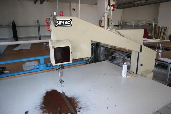 2#3316 Sega a nastro Siplac e attrezzature officina in vendita - foto 1