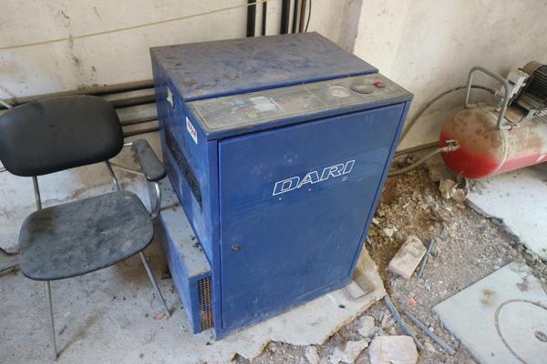 2#3316 Sega a nastro Siplac e attrezzature officina in vendita - foto 34