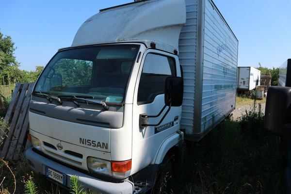 2#3323 Autocarro Nissan in vendita - foto 4