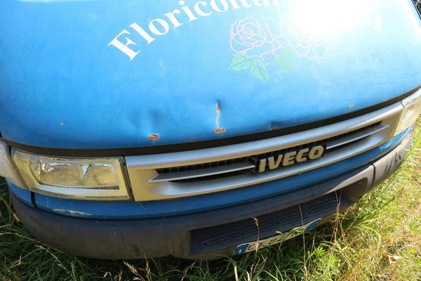 3#3323 Autocarro Iveco 35C9A in vendita - foto 5