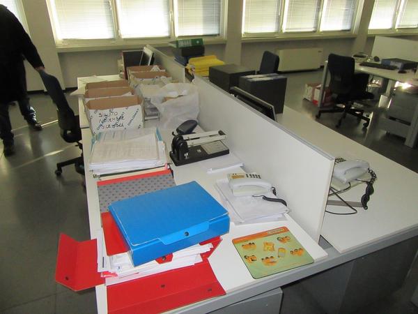 3#3327 Arredi e attrezzatura elettronica da ufficio in vendita - foto 16