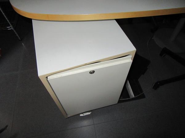 3#3327 Arredi e attrezzatura elettronica da ufficio in vendita - foto 28