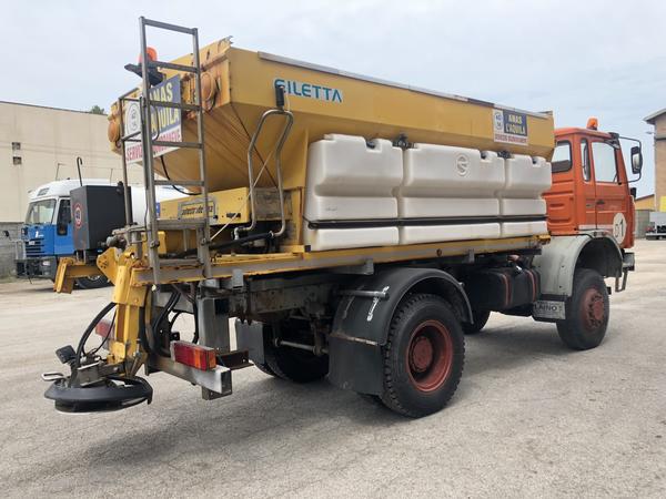 14#3330 Sgombraneve e spargisale Man Mecccanica 4x4 in vendita - foto 4
