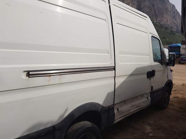 14#3346 Autocarro Iveco Daily in vendita - foto 21