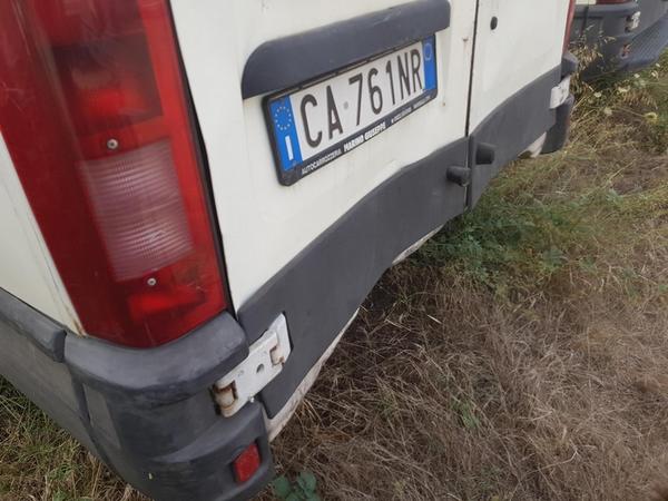 15#3346 Autocarro Iveco Daily 35C12 in vendita - foto 12