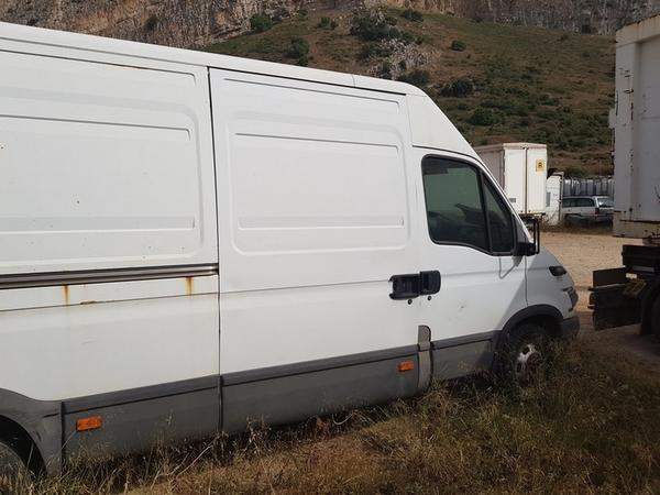 16#3346 Autocarro Iveco 35C 14 V in vendita - foto 15