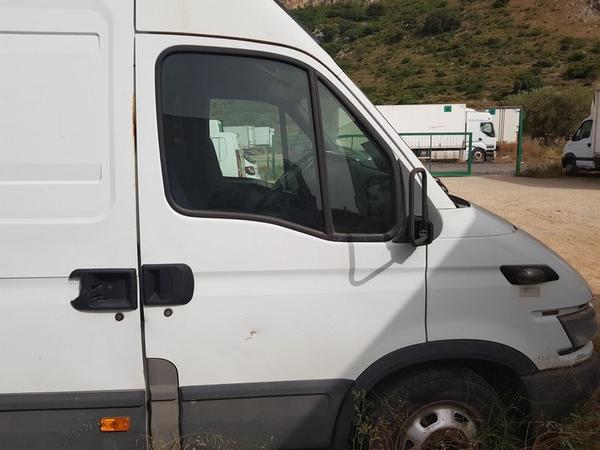 16#3346 Autocarro Iveco 35C 14 V in vendita - foto 16