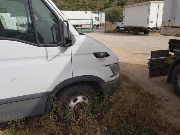 16#3346 Autocarro Iveco 35C 14 V in vendita - foto 17