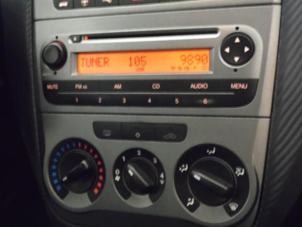 10#3357 Autovettura Fiat Punto 1.3 in vendita - foto 4