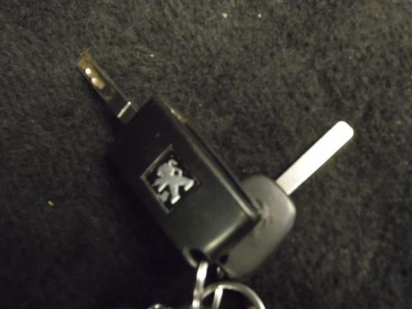 18#3357 Autovettura Peugeot Partner in vendita - foto 13