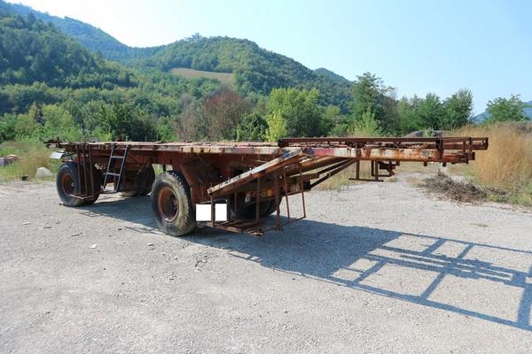 Rimorchi e semirimorchi in vendita