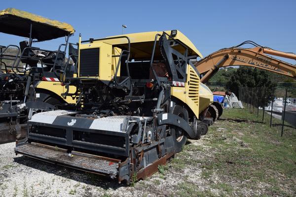 1#3367 Vibrofinitrice gommata Bomag 600 P HCE in vendita - foto 3
