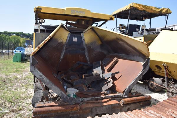 1#3367 Vibrofinitrice gommata Bomag 600 P HCE in vendita - foto 7