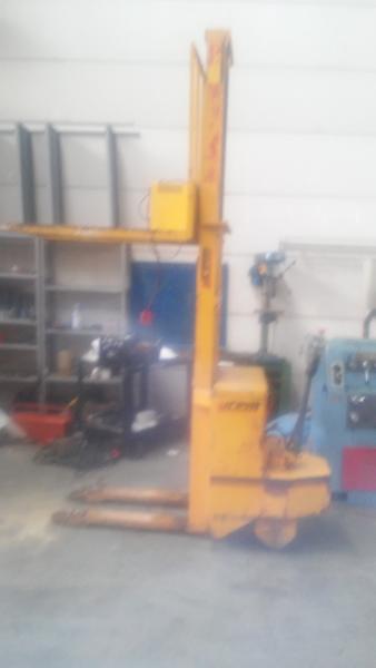 8#3370 Sollevatore a batteria Icem in vendita - foto 2