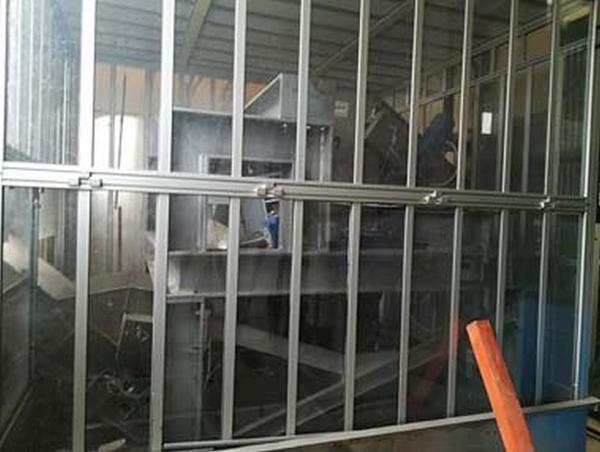 1#3373 Giacenze di magazzino e attrezzature per l’assemblaggio di macchine industriali in vendita - foto 22