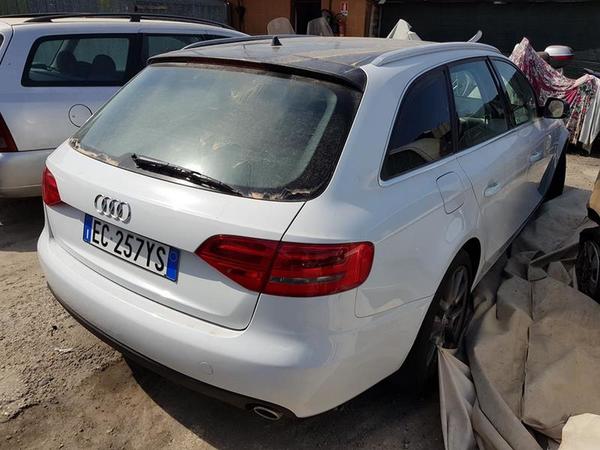 1#3379 Automobile Audi A4 in vendita - foto 2