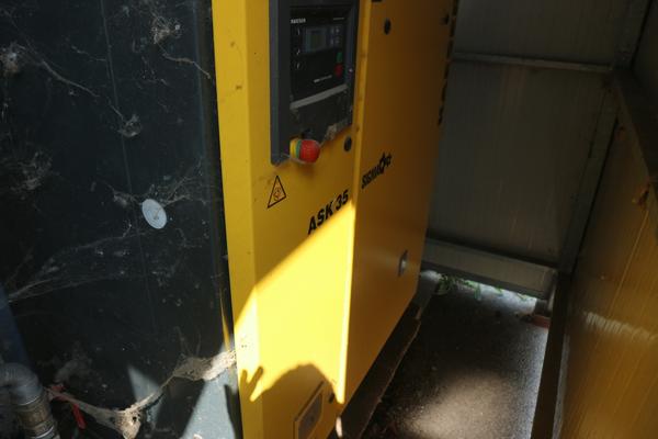 18#3383 Compressore Kaeser ed essicatore Abac in vendita - foto 3