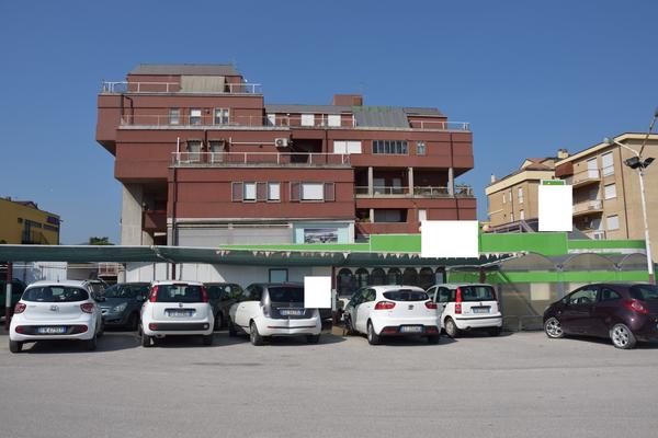 5#3387 Cessione di 3 aziende commerciali intese come supermercati in vendita - foto 2