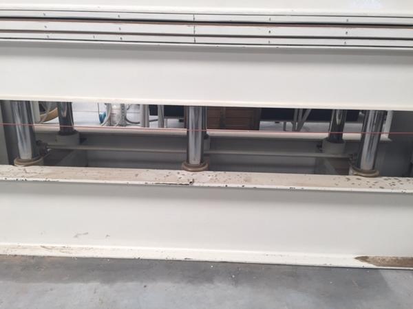 89#3388 Pressa a caldo Colombo in vendita - foto 2