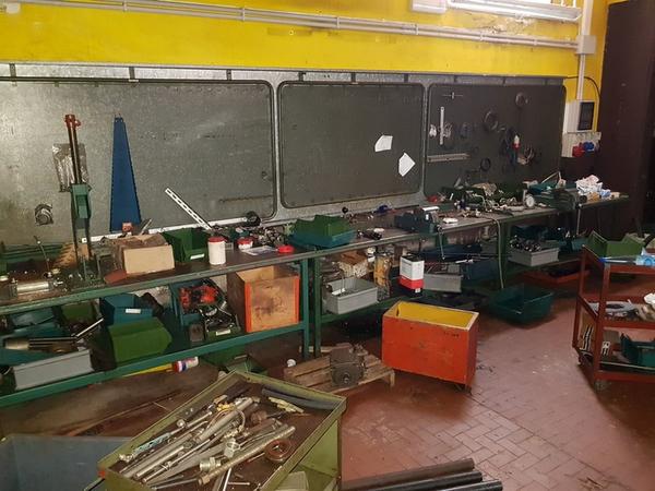 Attrezzatura meccanica in vendita