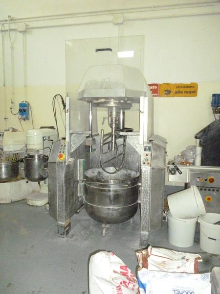 3#3408 Impastatrice planetaria 300 litri in vendita - foto 4