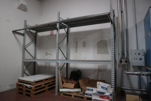 10#3411 Scaffalature e carrelli in vendita - foto 7