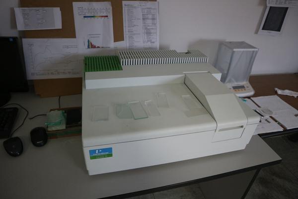 6#3411 Macchina Perkin Elmer Lambda in vendita - foto 2