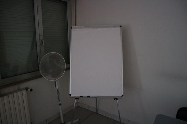2#3413 Arredamento ufficio e attrezzature elettroniche in vendita - foto 34