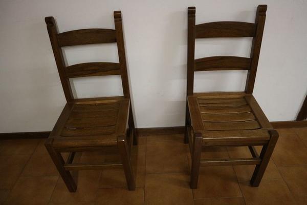 4#3413 Tavolo artigianale in noce e arredamento in vendita - foto 3
