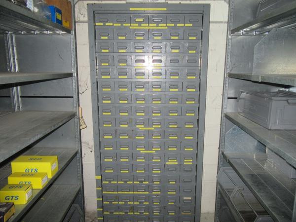 3#3417 Ricambi macchine utensili e marchi Cepi GTS e Flynn in vendita - foto 51